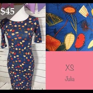 Xs LuLaRoe Julia NWT